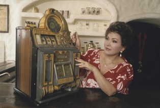 1990.4